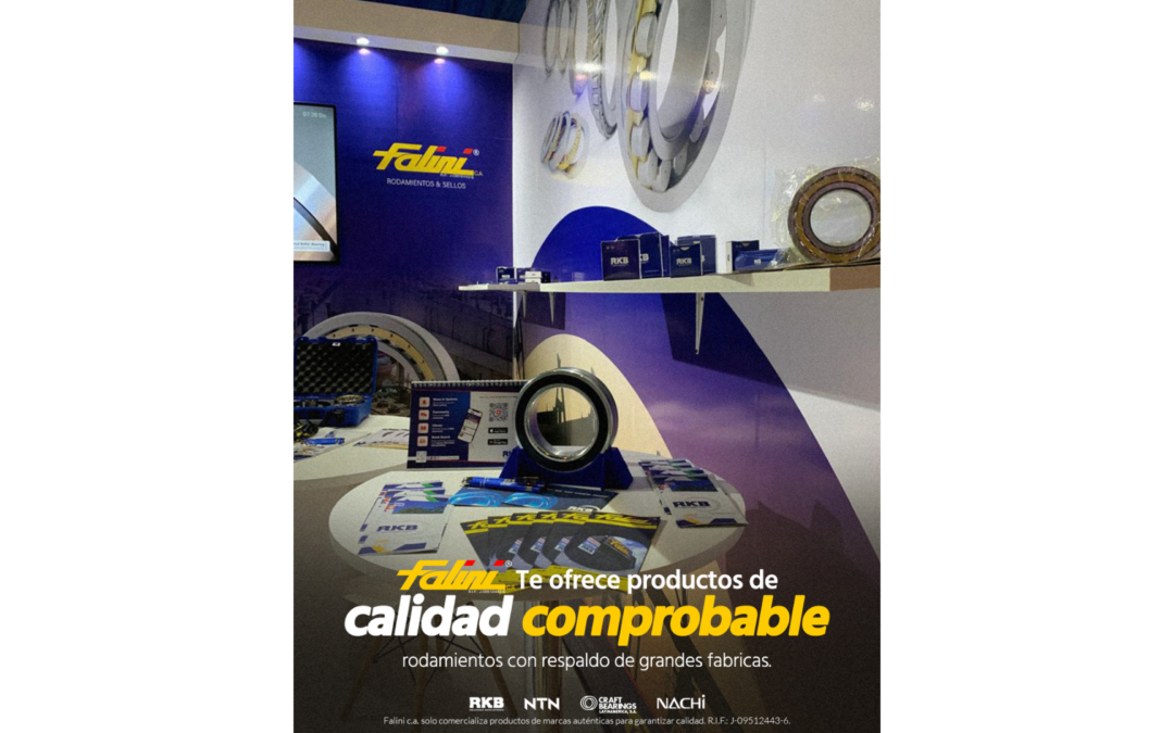 Exhibición de rodamientos industriales de calidad en el stand de Falini